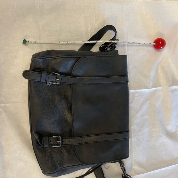 ROOTS satchel—pristine used condition - Picture 6 of 6